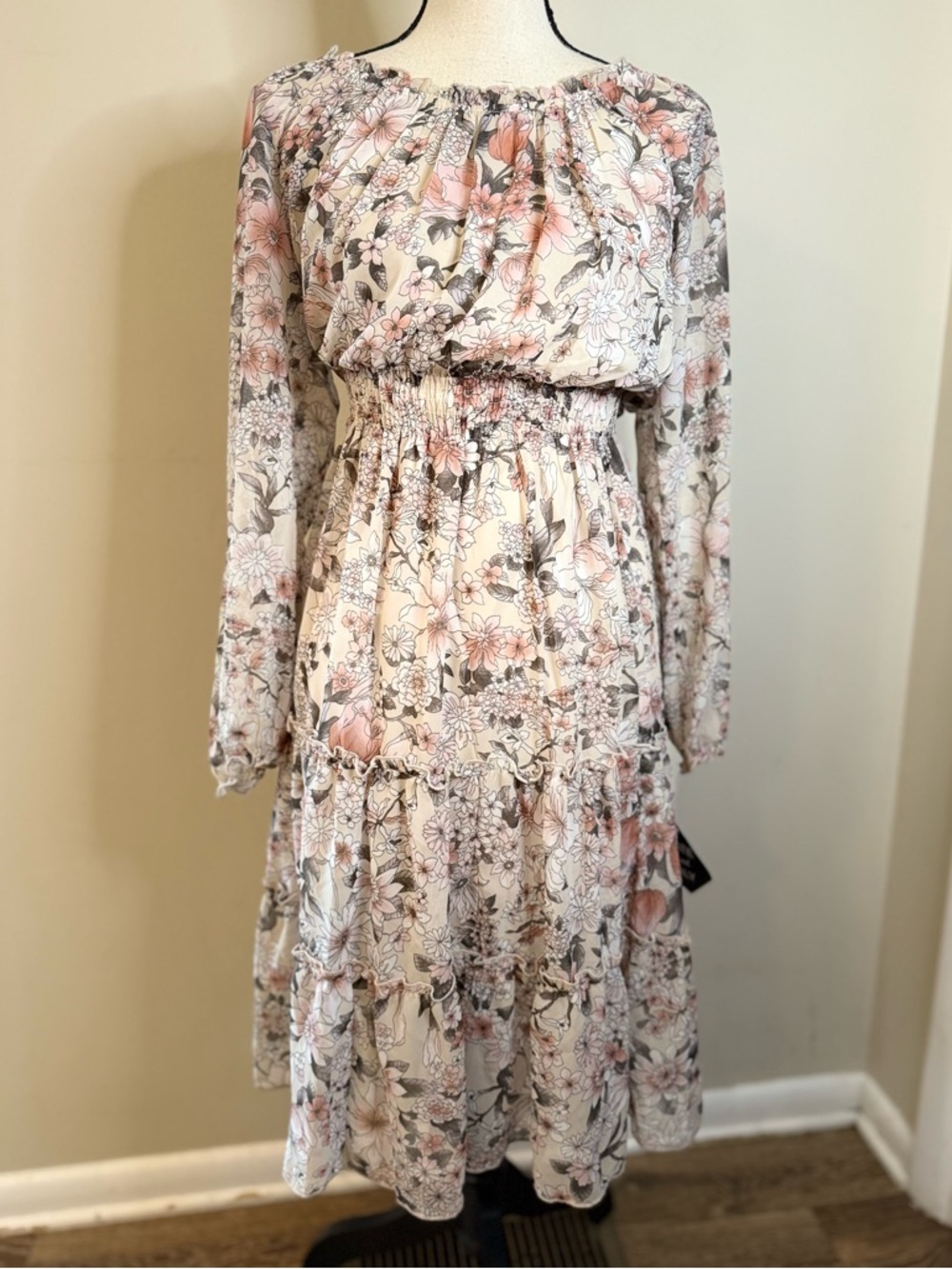 Kate and Lily neutral floral tiered maxi dress SZ 10